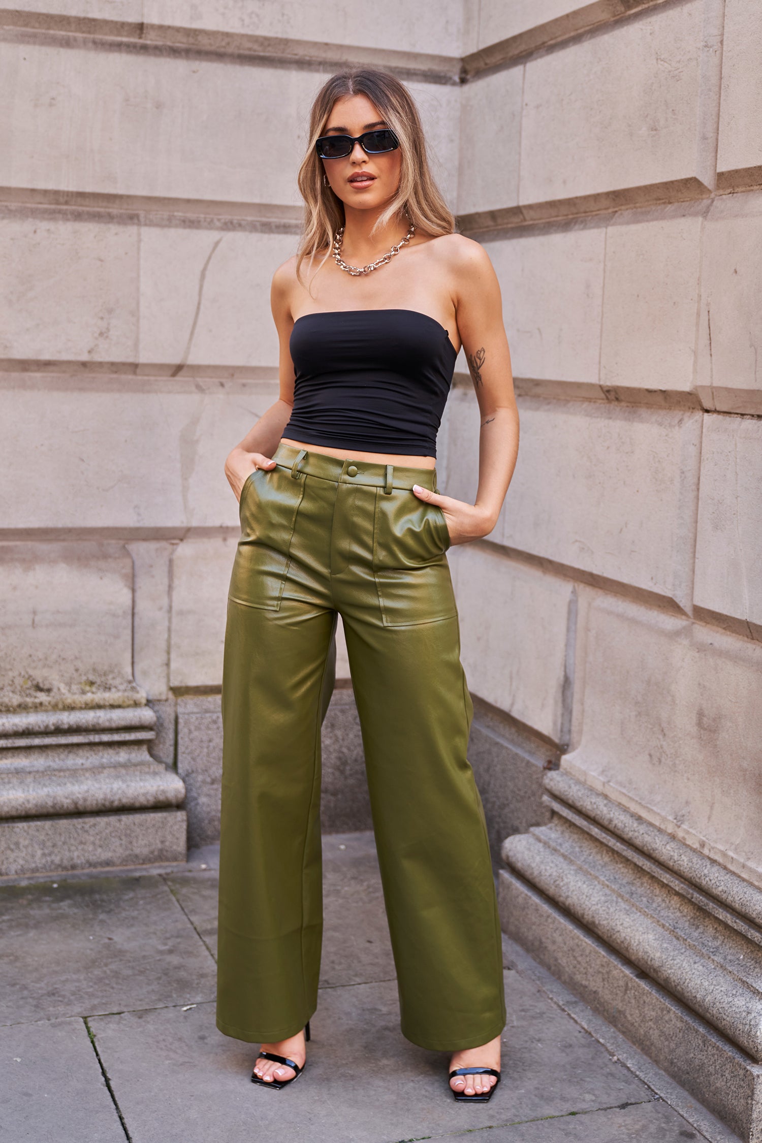 Women's Trousers | High Waisted, Wide Leg & Slim Fit Styles | UNIQUE21
